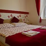 Florian Отель 3*